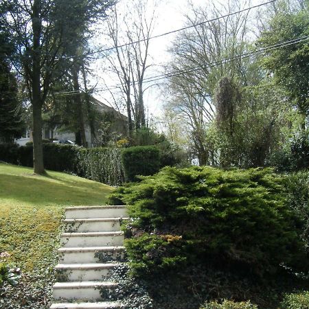 Les Lutins Bed & Breakfast Sainte-Ruffine Exterior photo